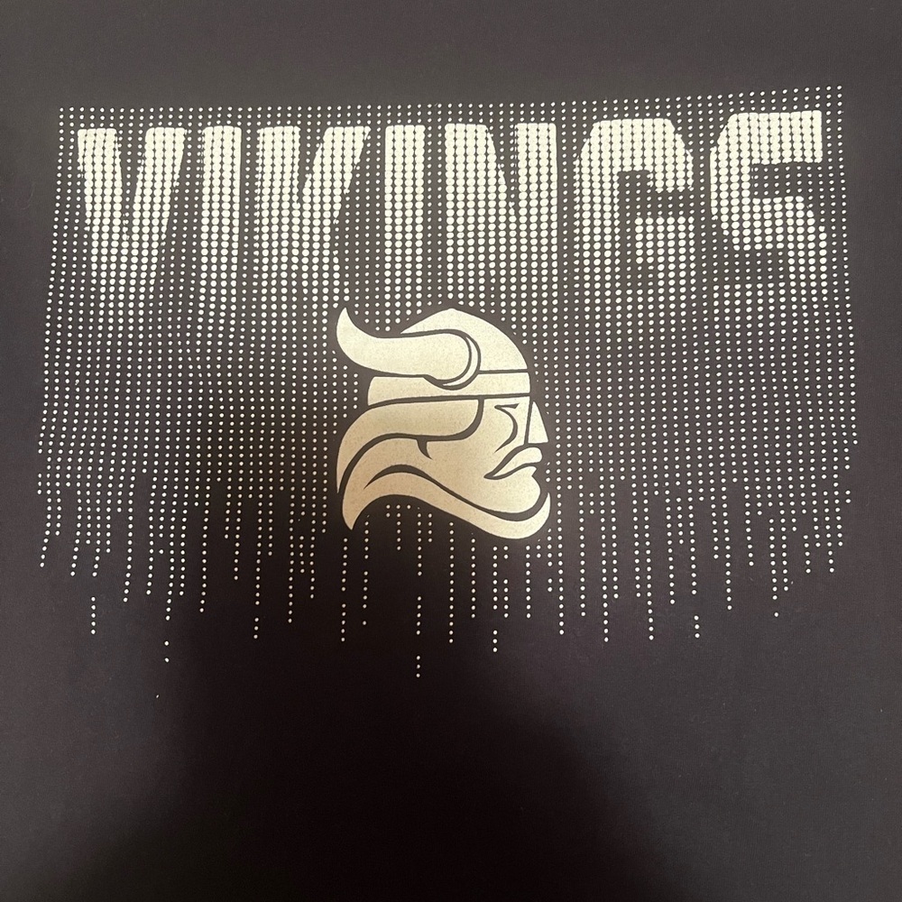 Black Minnesota Vikings Tshirt Size Large (E3) - Picture 3 of 3